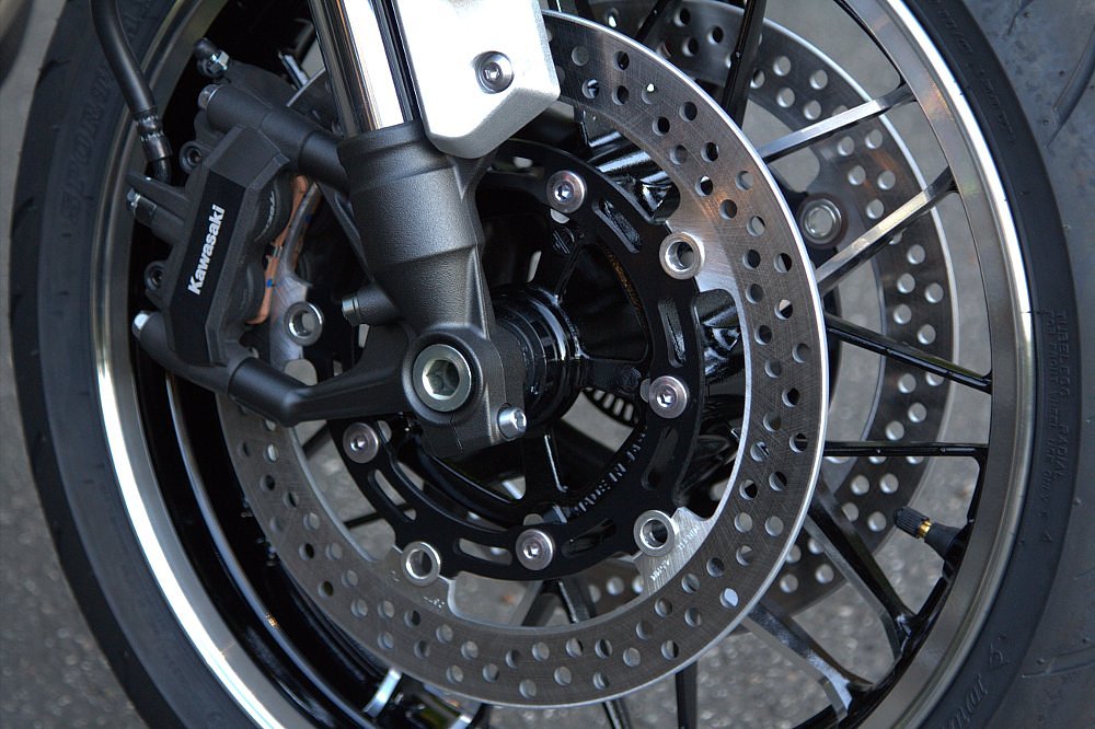 Motorcycle disc brake