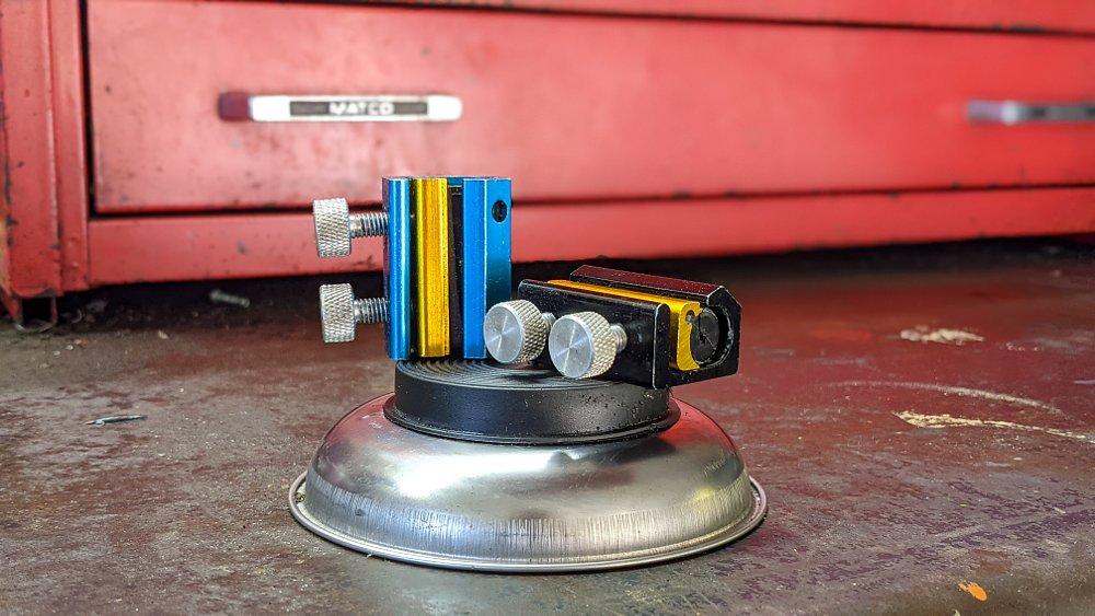 Clamp-type cable luber