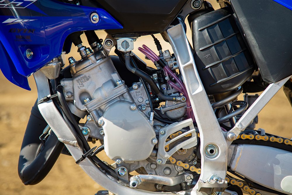 YZ125 engine