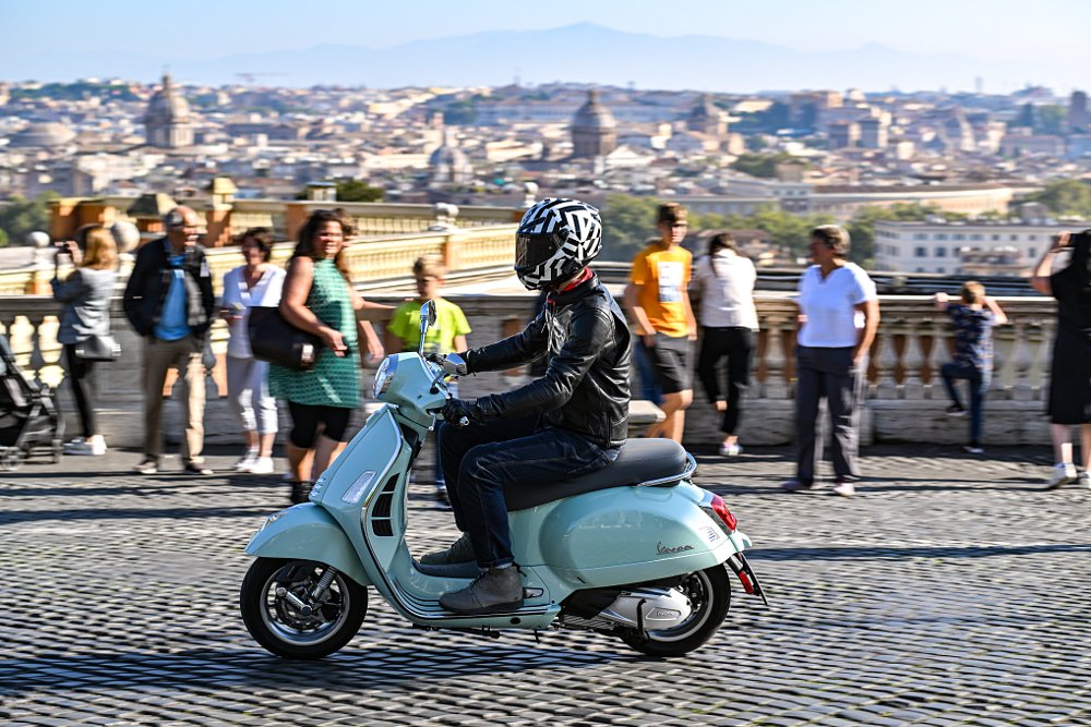Vespa GTS 300