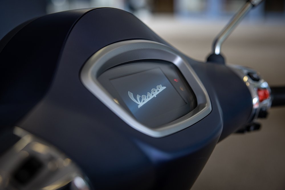 Vespa GTS 300 SuperTech dash