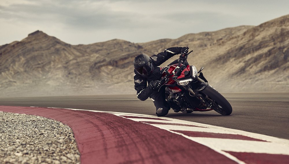 2024 Triumph Street Triple RS on the track