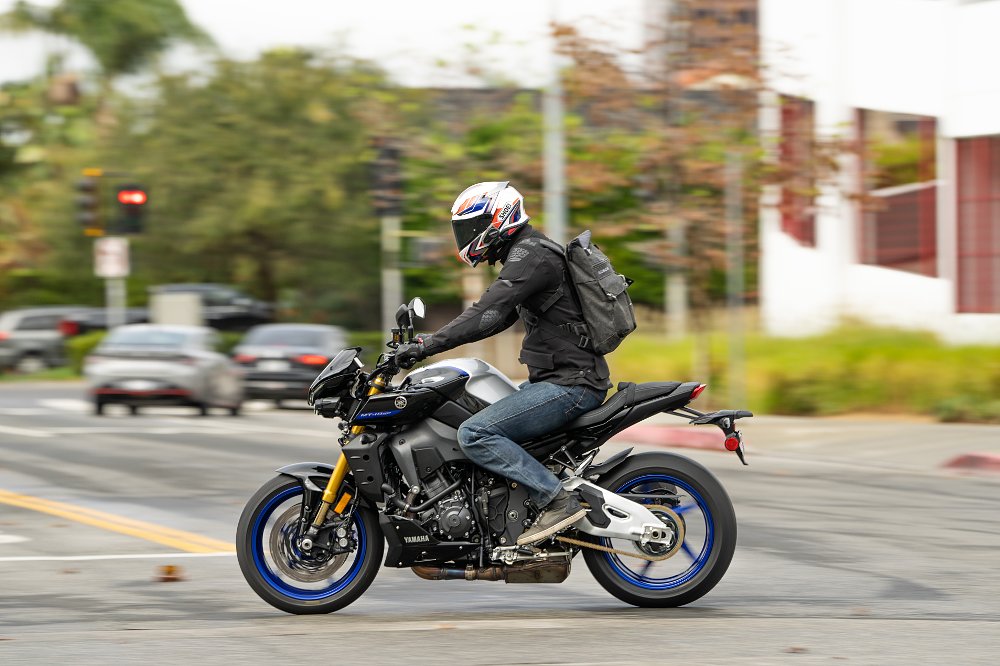 2022 Yamaha MT-10 SP riding through a city.