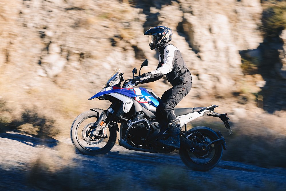 riding the R 1300 GS off-road