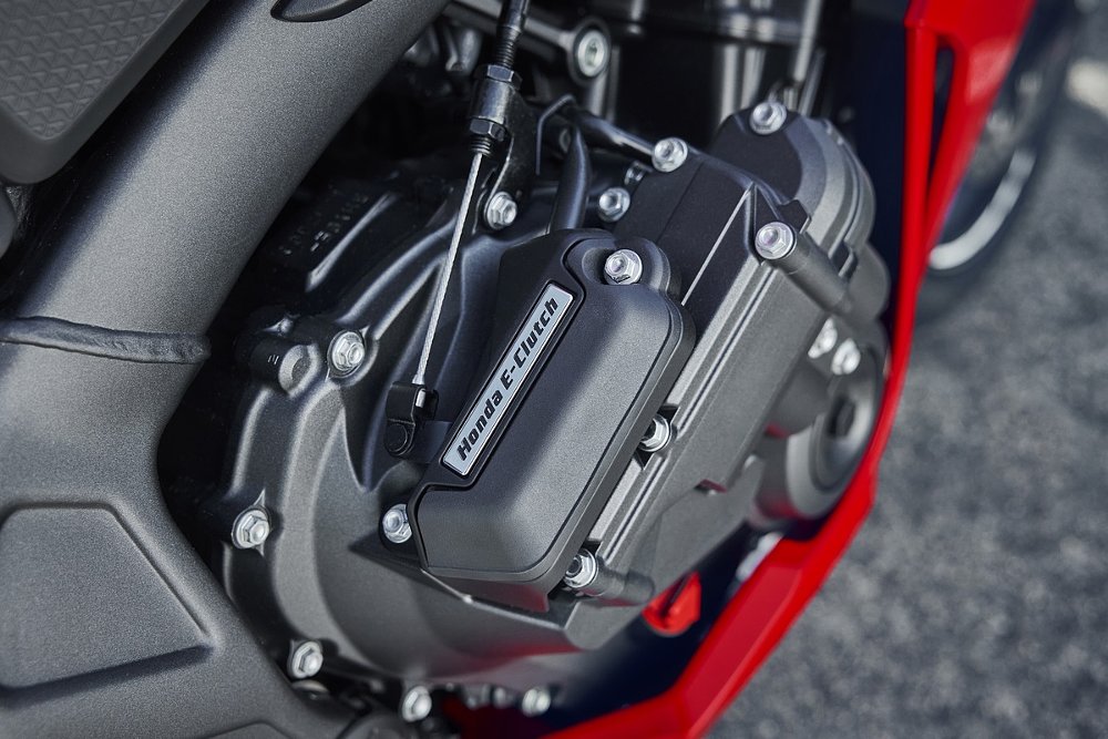 close up shot of the E-Clutch system on the CBR650R