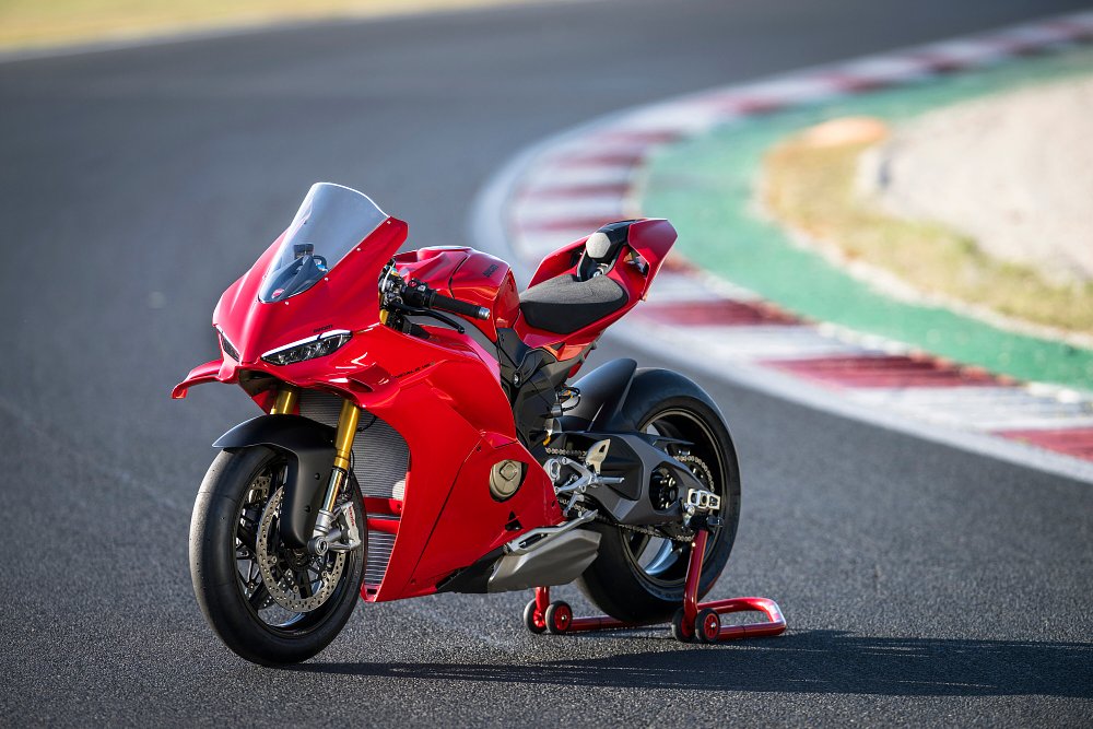 2025 Ducati Panigale V4 S