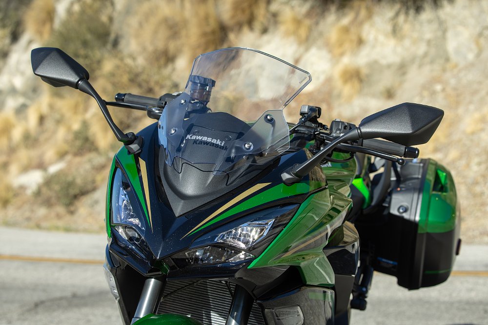 2025 Kawasaki Ninja 1100SX SE windscreen